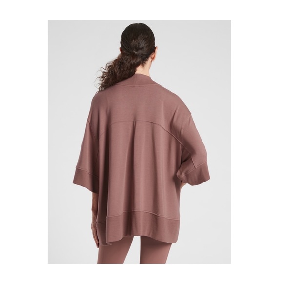 Athleta Lotus Wrap - Picture 2 of 4